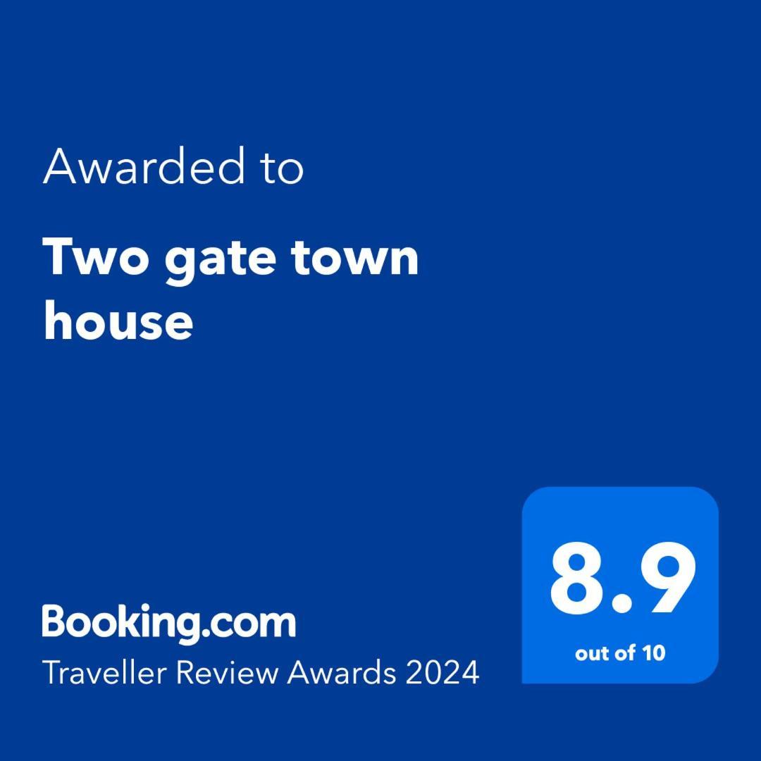 Вилла Two Gate Town House Сенглея Экстерьер фото